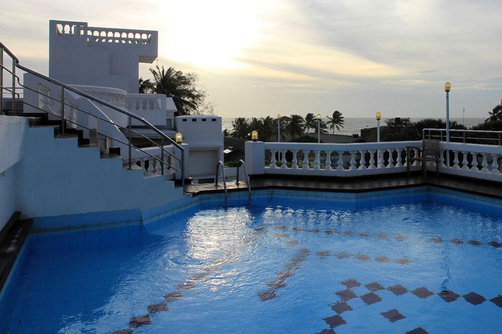 Hotel Royal Castle Negombo Zewnętrze zdjęcie